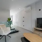 Boulevard Getaway I Holiday home